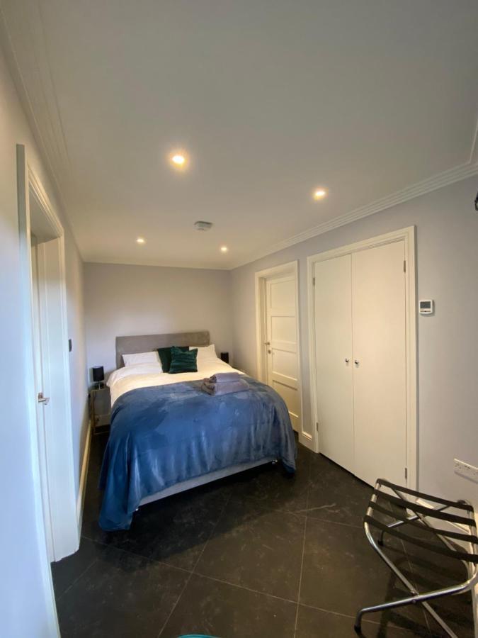 Thistle - Quiet Garden With Off Road Parking Apartment Hemel Hempstead
